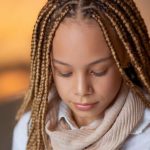 Comment faire une tresse soi-même : guide simple et rapide