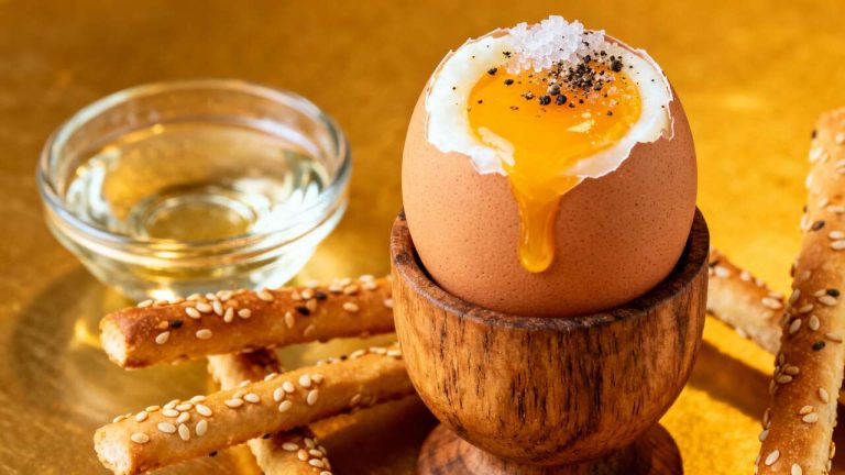 Oeuf d'oie à la coque : secrets pour le réussir